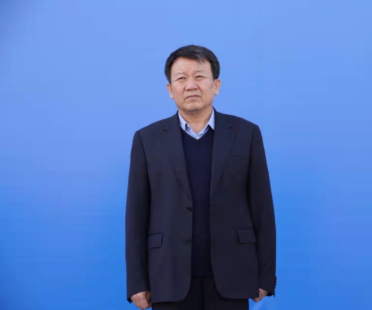 東西部攜手 加速新能源產業(yè)落地——暉陽新能源10萬噸鋰電池材料項目在黔開工